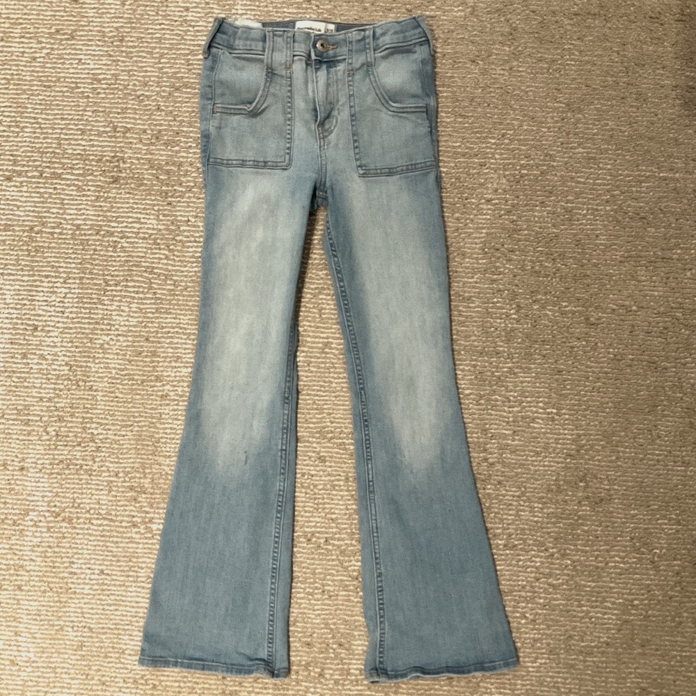 Abercrombie high rise Flare Jeans(TAKING OFFERS FOR LESS $)